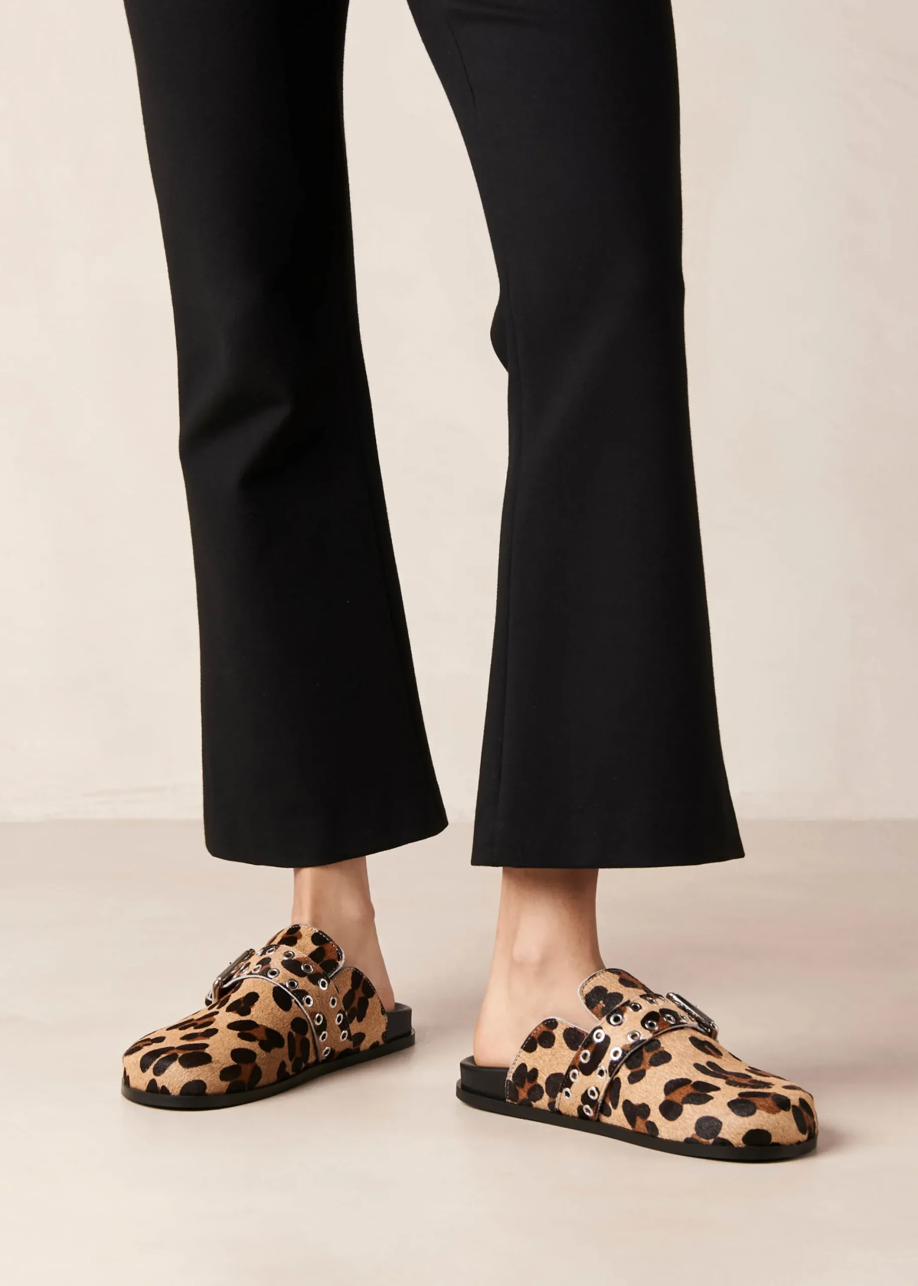 Halia Soft Beige Leather Mules|ALOHAS Clearance