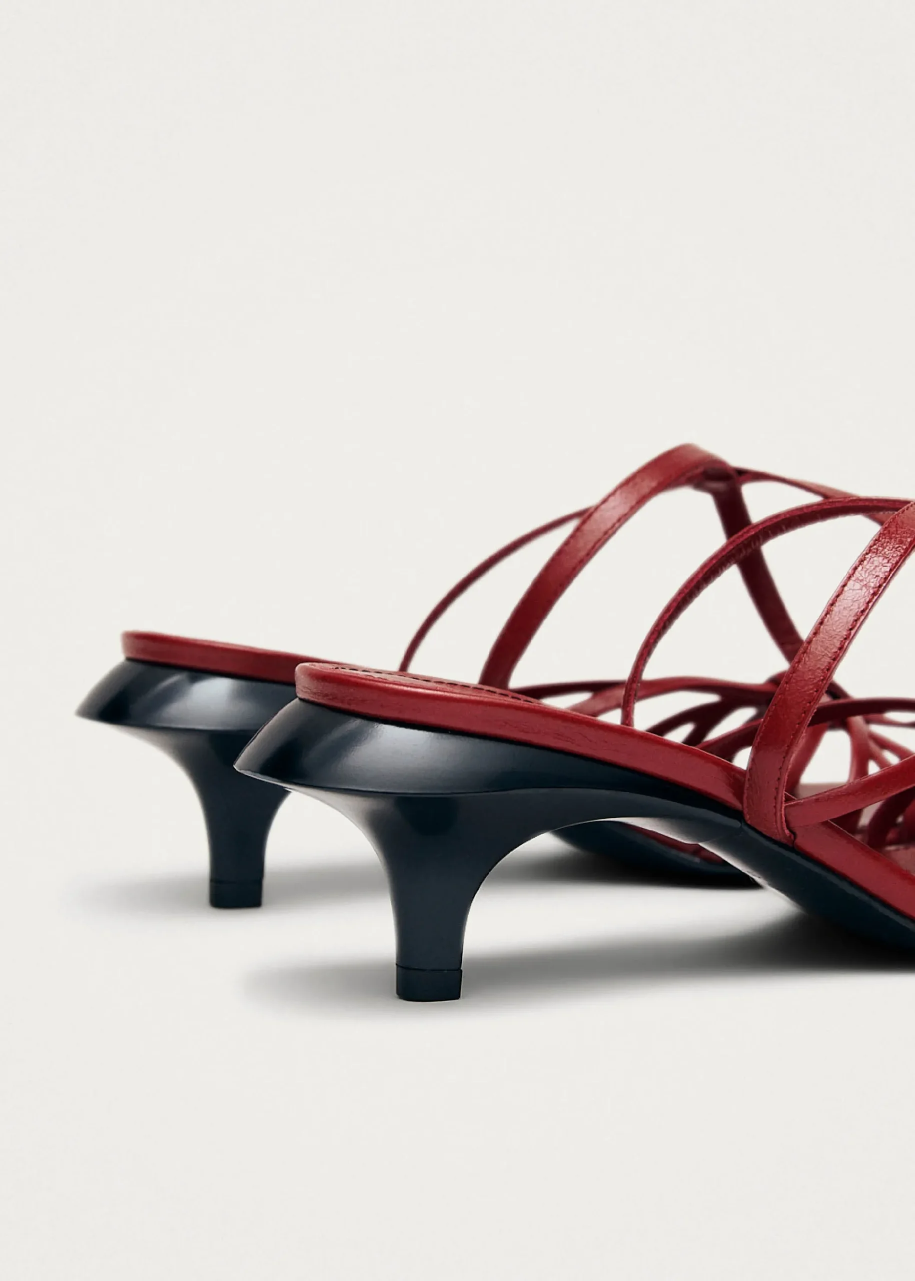 Soleia Leather Sandals|ALOHAS Hot